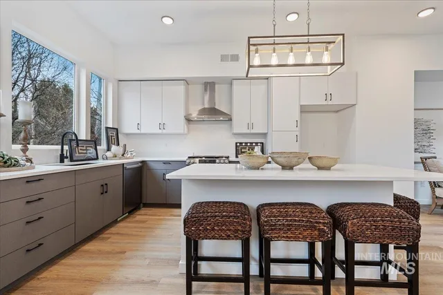 $795,000 | 2043 South Makar Lane, Boise, ID 83706