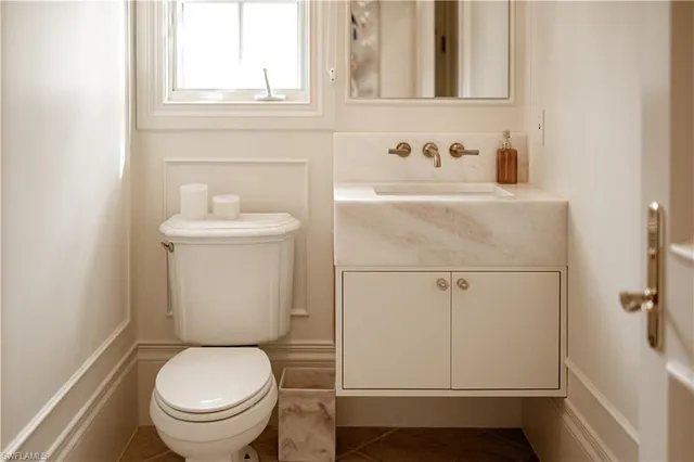 $1,999,000 | 15627 Villoresi Way, Naples, FL 34110