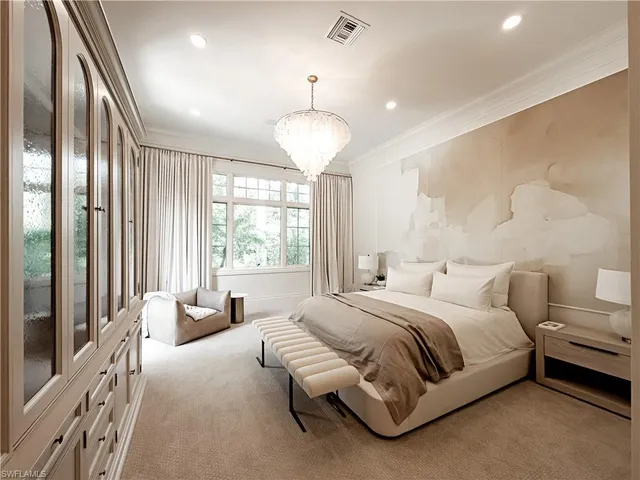 $1,999,000 | 15627 Villoresi Way, Naples, FL 34110