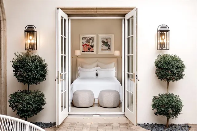 $1,999,000 | 15627 Villoresi Way, Naples, FL 34110