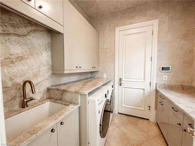 $1,999,000 | 15627 Villoresi Way, Naples, FL 34110