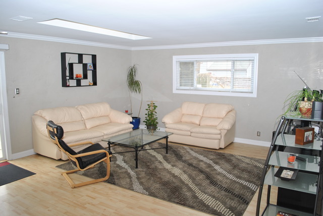 186 Queenswood Road Bolingbrook, IL 60440 - Photo 2 of 18
