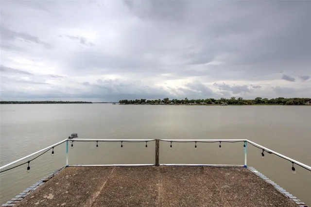 $875,000 | 1662 Rogers Road, Newark, TX 76071