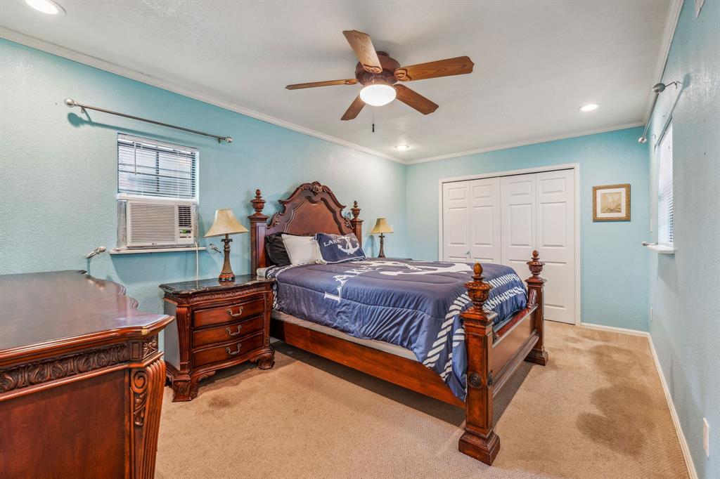 1662 Rogers Road Newark, TX 76071 - Photo 13 of 40