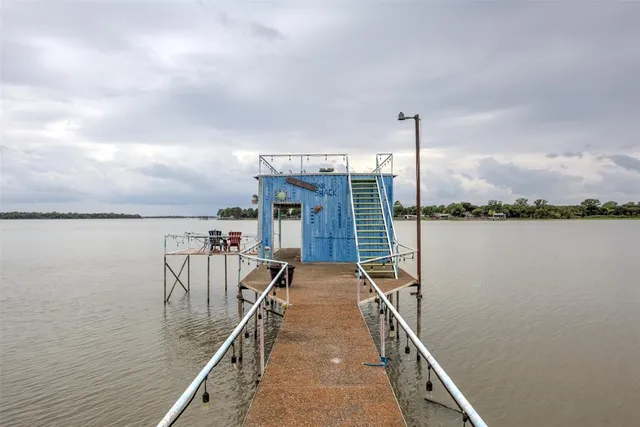 $875,000 | 1662 Rogers Road, Newark, TX 76071