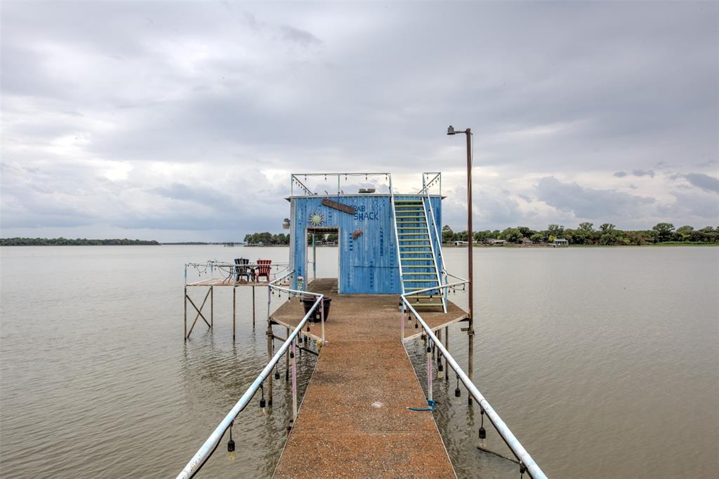 1662 Rogers Road Newark, TX 76071 - Photo 2 of 40