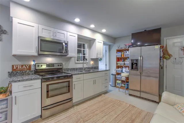 $875,000 | 1662 Rogers Road, Newark, TX 76071