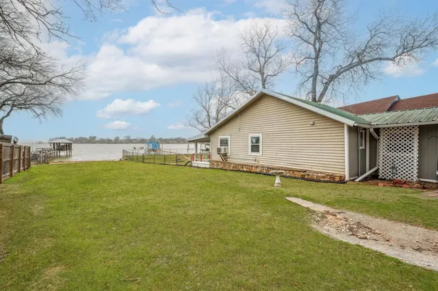 $875,000 | 1662 Rogers Road, Newark, TX 76071