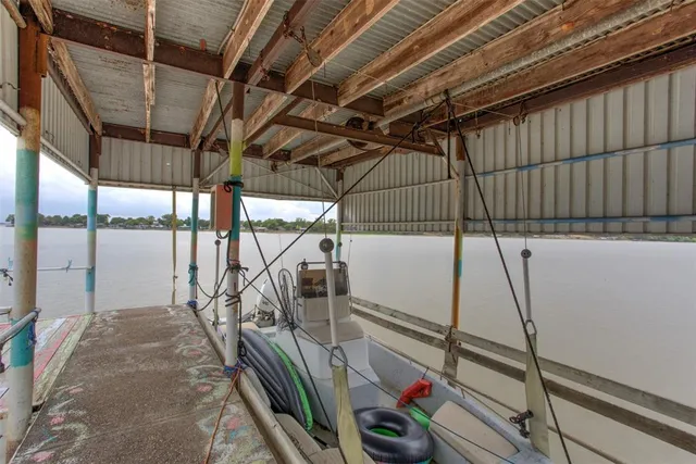 $875,000 | 1662 Rogers Road, Newark, TX 76071