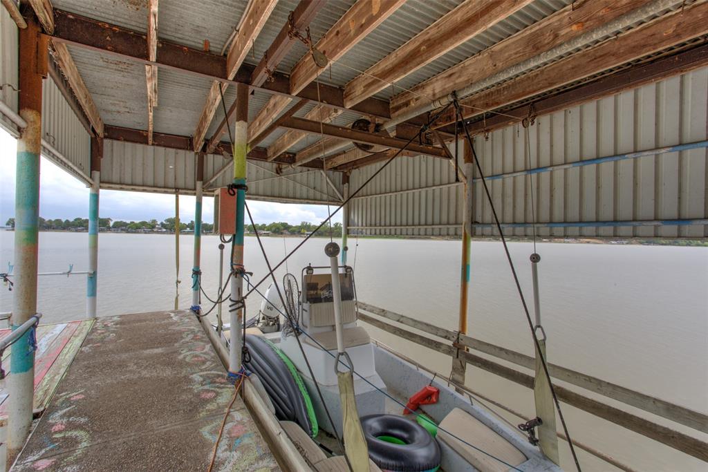 1662 Rogers Road Newark, TX 76071 - Photo 10 of 40