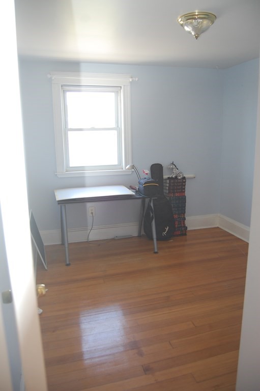 5 Simmons Road Nahant, MA 01908 - Photo 16 of 20 Gallery Image 16