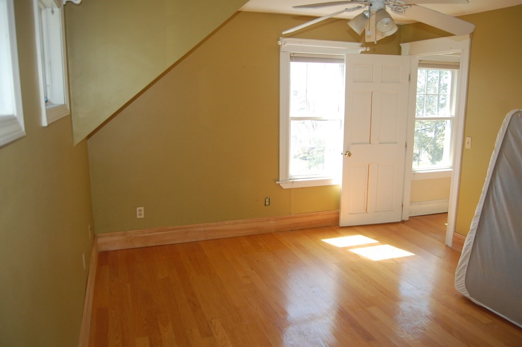 5 Simmons Road Nahant, MA 01908 - Photo 10 of 20 Gallery Image 10