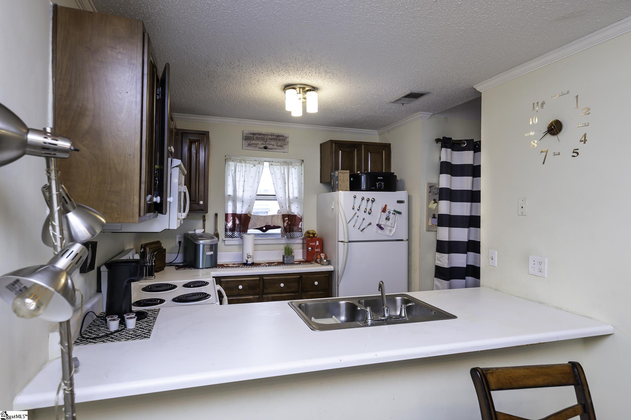 2601 Duncan Chapel Road, Unit 302A Greenville, SC 29617 - Photo 8 of 17 Gallery Image 8