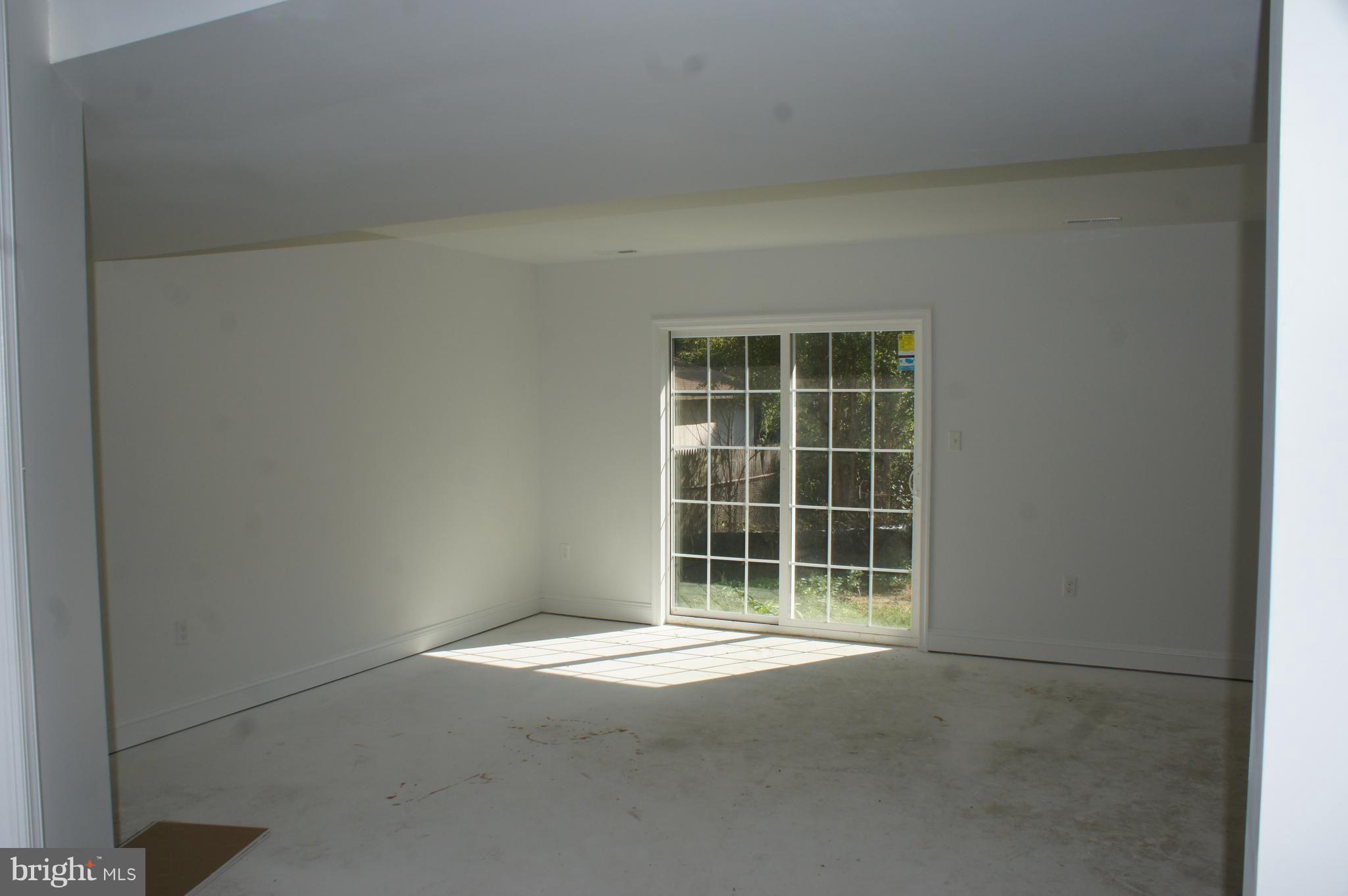 323 Orchard Road Edgewater, MD 21037 - Photo 17 of 22 Family Room