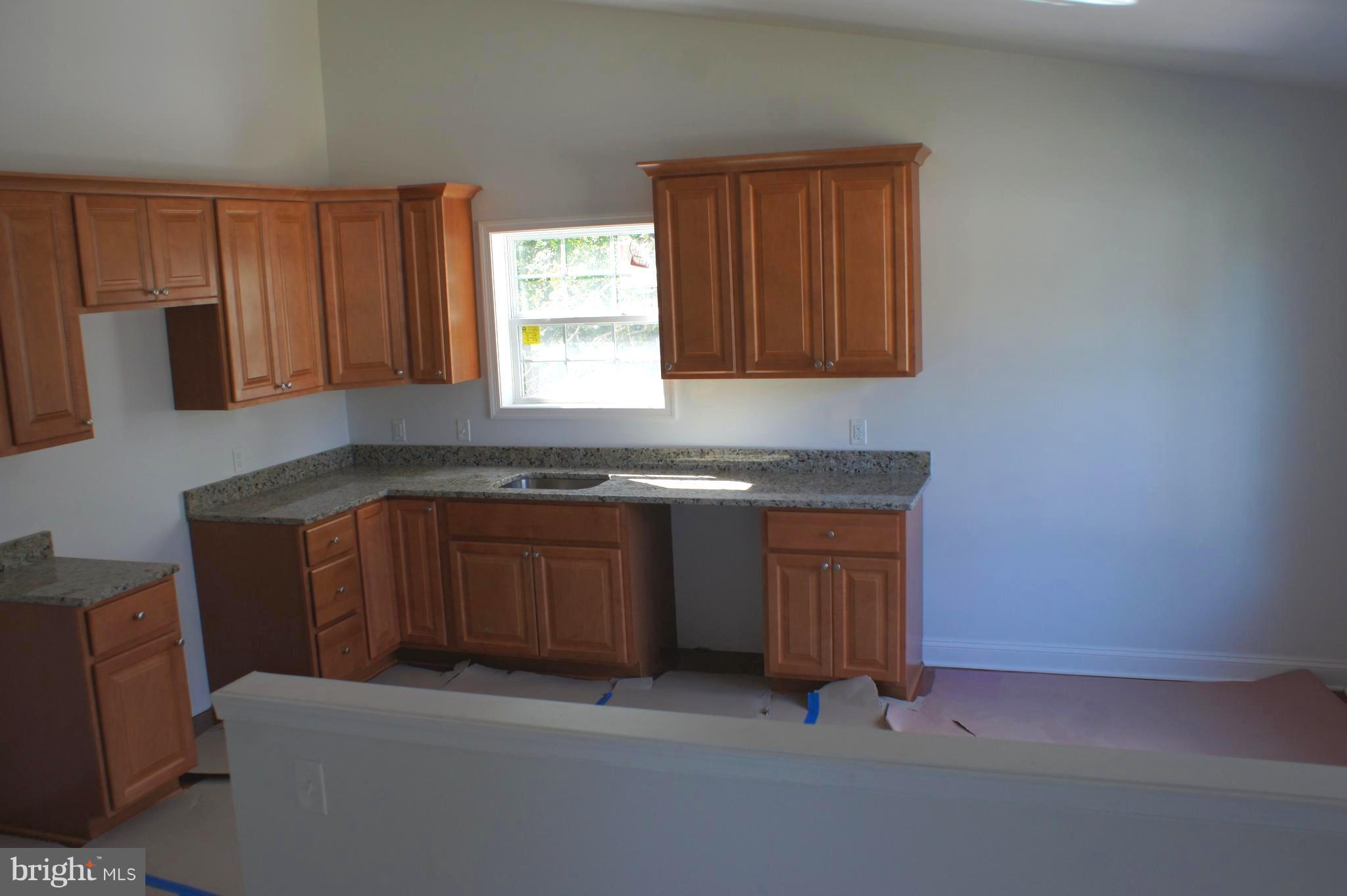 323 Orchard Road Edgewater, MD 21037 - Photo 4 of 22 Kitchen