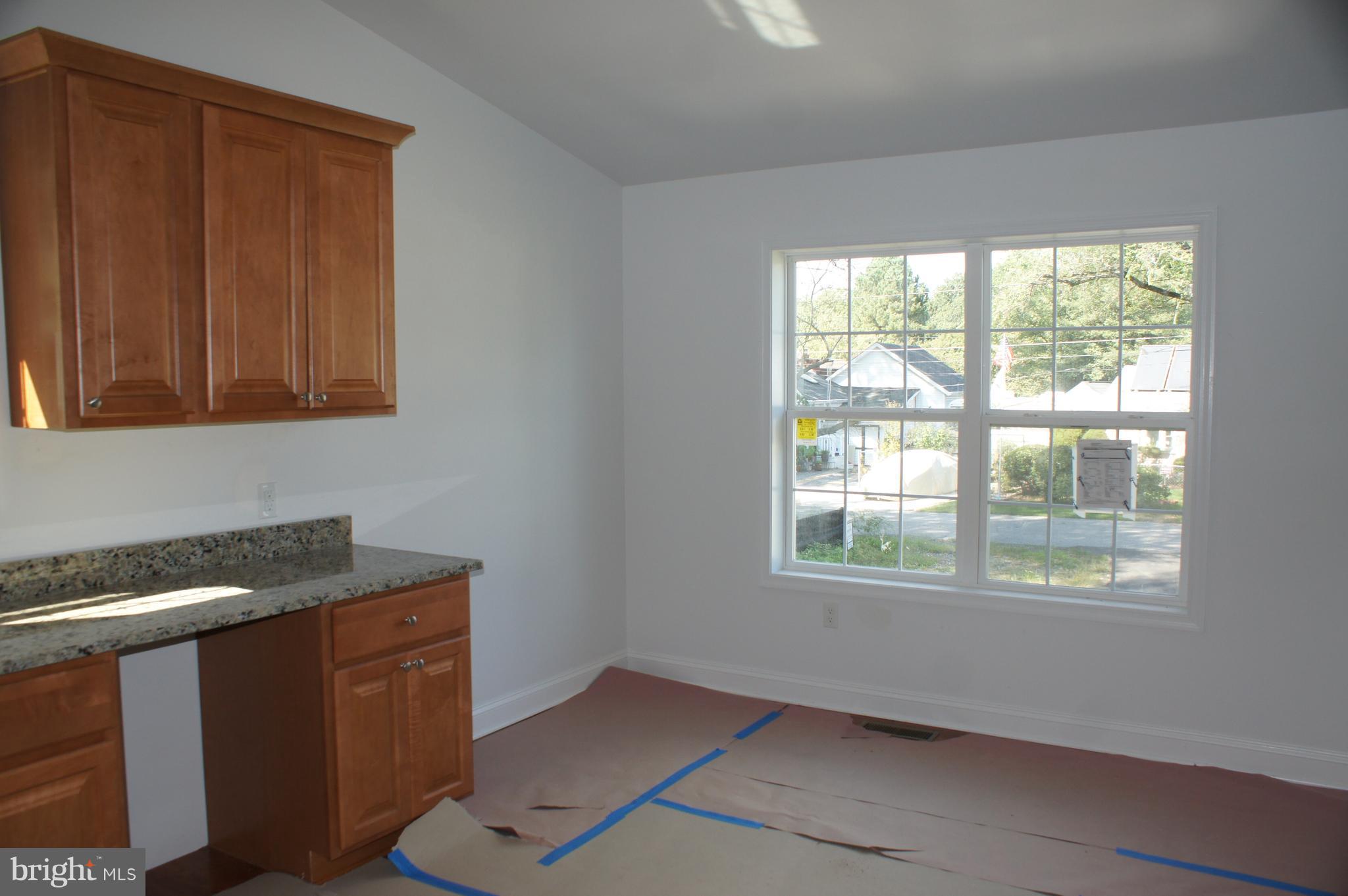 323 Orchard Road Edgewater, MD 21037 - Photo 5 of 22 Dining Room