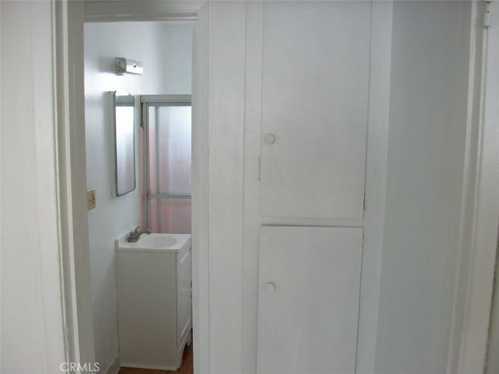 1808 10th Street, Unit 5 Santa Monica, CA 90404 - Photo 6 of 8