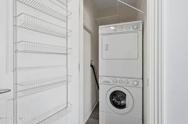 $525,000 | 400 West North Street, Unit 810, Raleigh, NC 27603