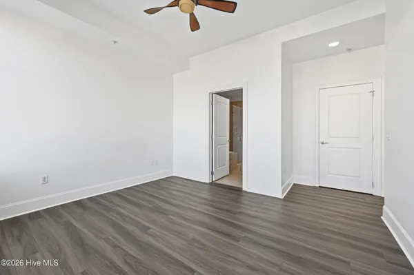 $525,000 | 400 West North Street, Unit 810, Raleigh, NC 27603