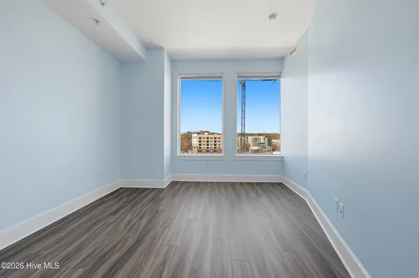 $525,000 | 400 West North Street, Unit 810, Raleigh, NC 27603