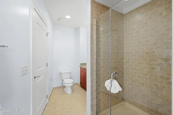 $525,000 | 400 West North Street, Unit 810, Raleigh, NC 27603