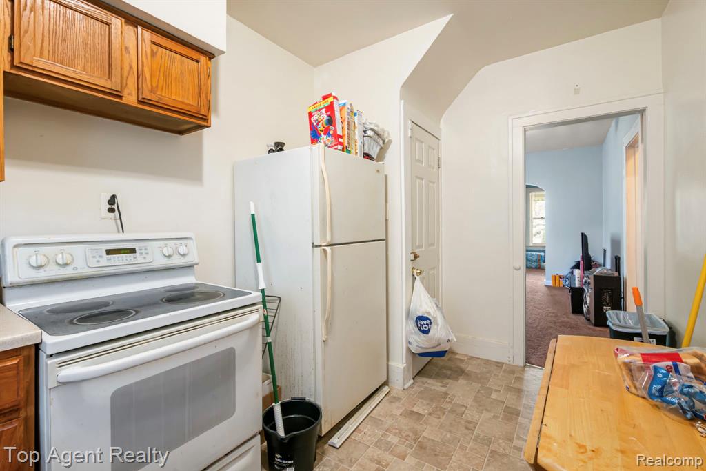 3958 Buckingham Detroit, MI 48224 - Photo 16 of 45
