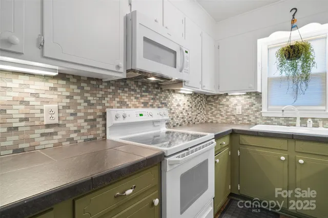 $205,000 | 1330 5th Street Northeast, Unit 24, Hickory, NC 28601