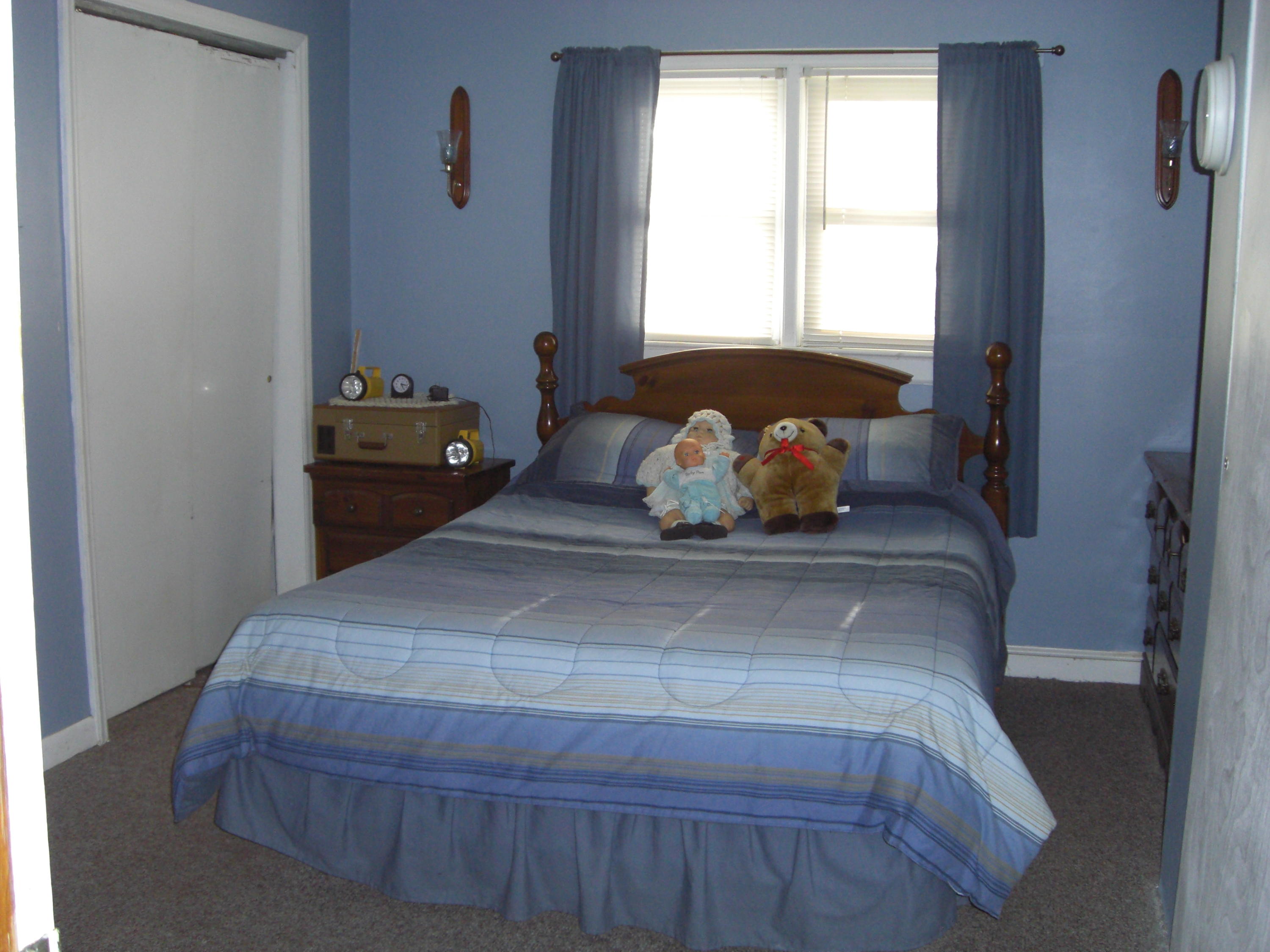 4461 Goodman Road Roanoke, VA 24014 - Photo 13 of 18 Bedroom