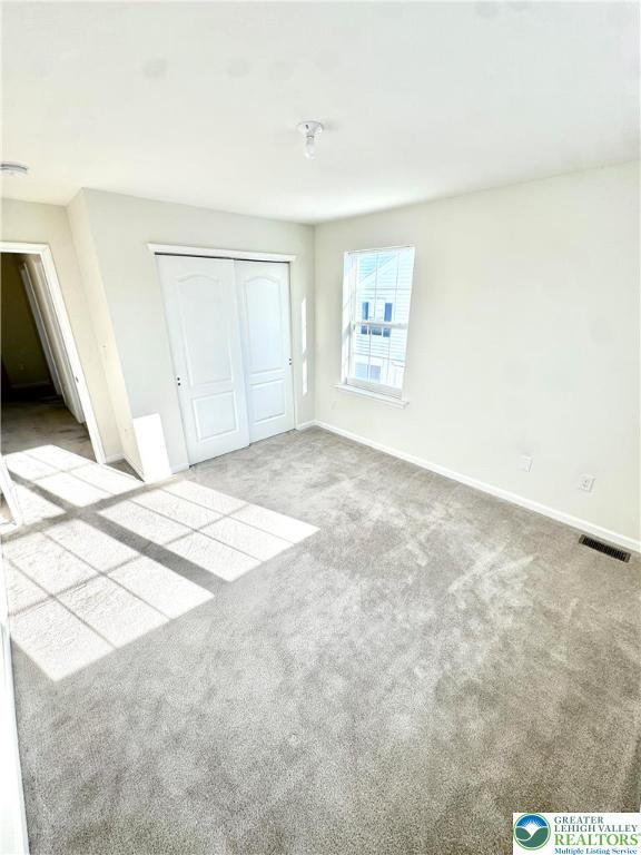 370 Redclover Lane Allentown, PA 18104 - Photo 23 of 33 an empty room with windows