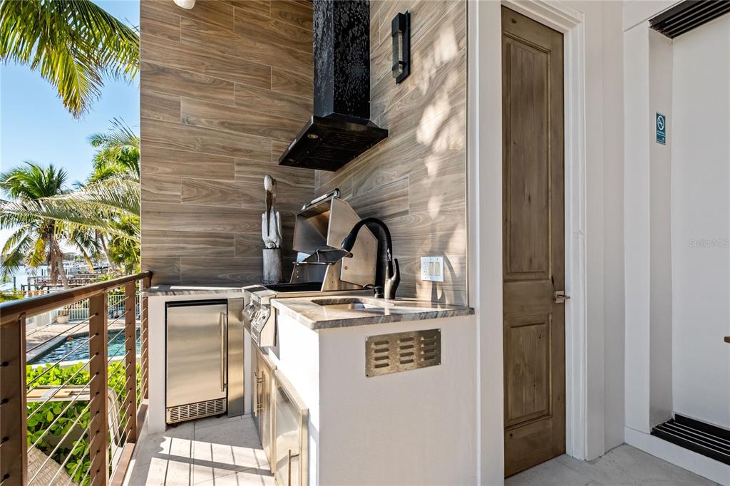 459 20th Avenue Indian Rocks Beach, FL 33785 - Photo 9 of 70