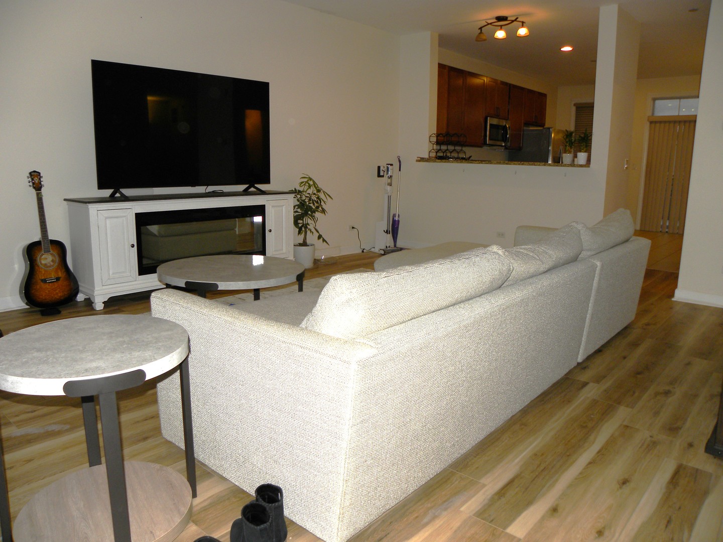 57 Northfield Terrace, Unit 57 Wheeling, IL 60090 - Photo 2 of 15