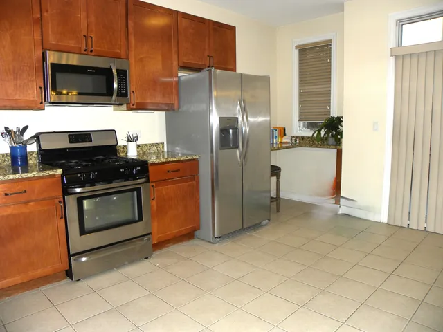 $2,900 | 57 Northfield Terrace, Unit 57, Wheeling, IL 60090