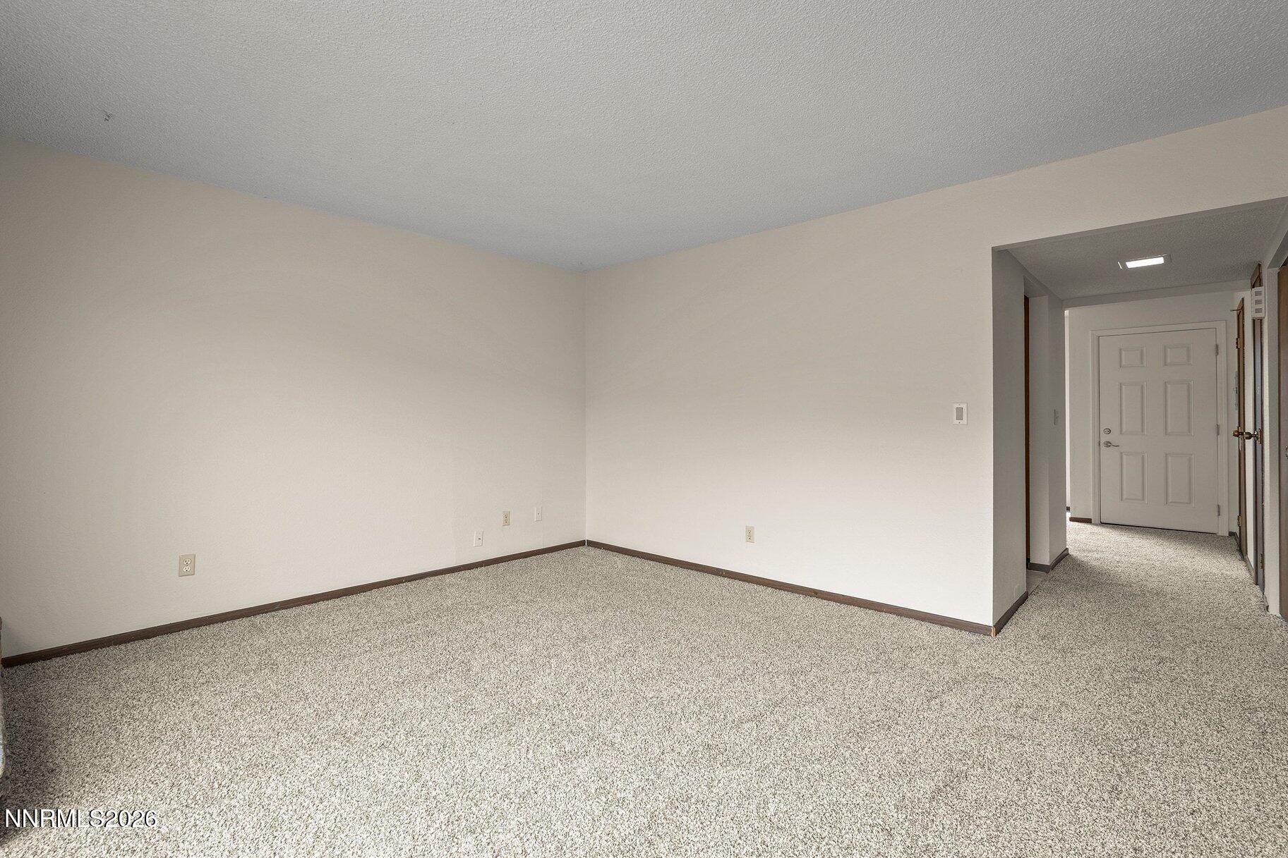 13840 Lear Boulevard Reno, NV 89506 - Photo 12 of 18 014_14-print-_dsc9946_949