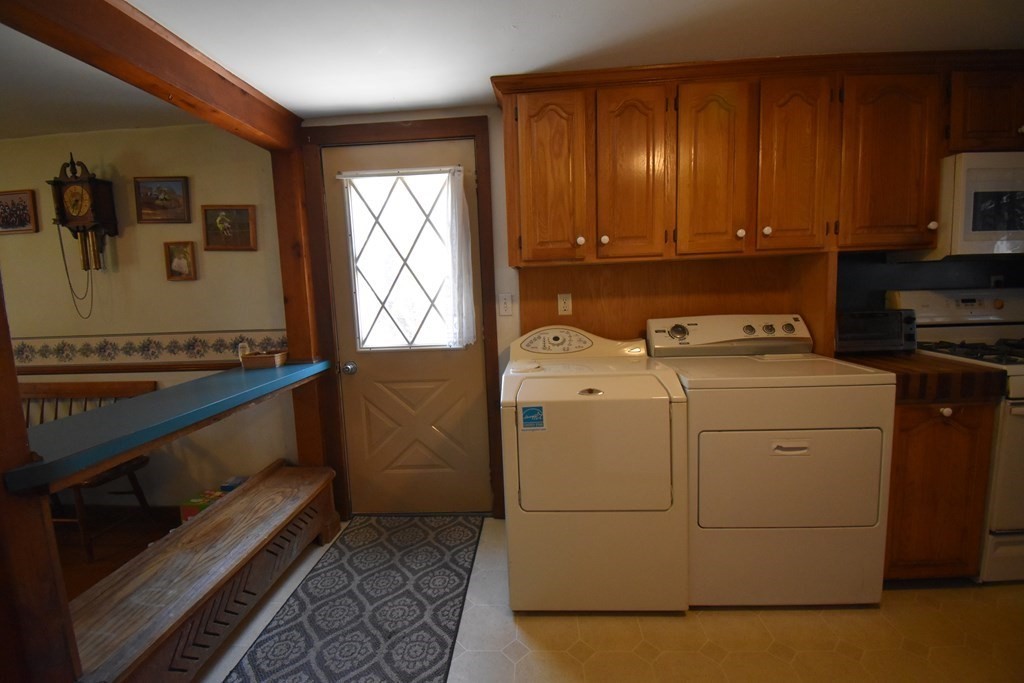 7 Hickory Road Halifax, MA 02338 - Photo 11 of 33 Gallery Image 11