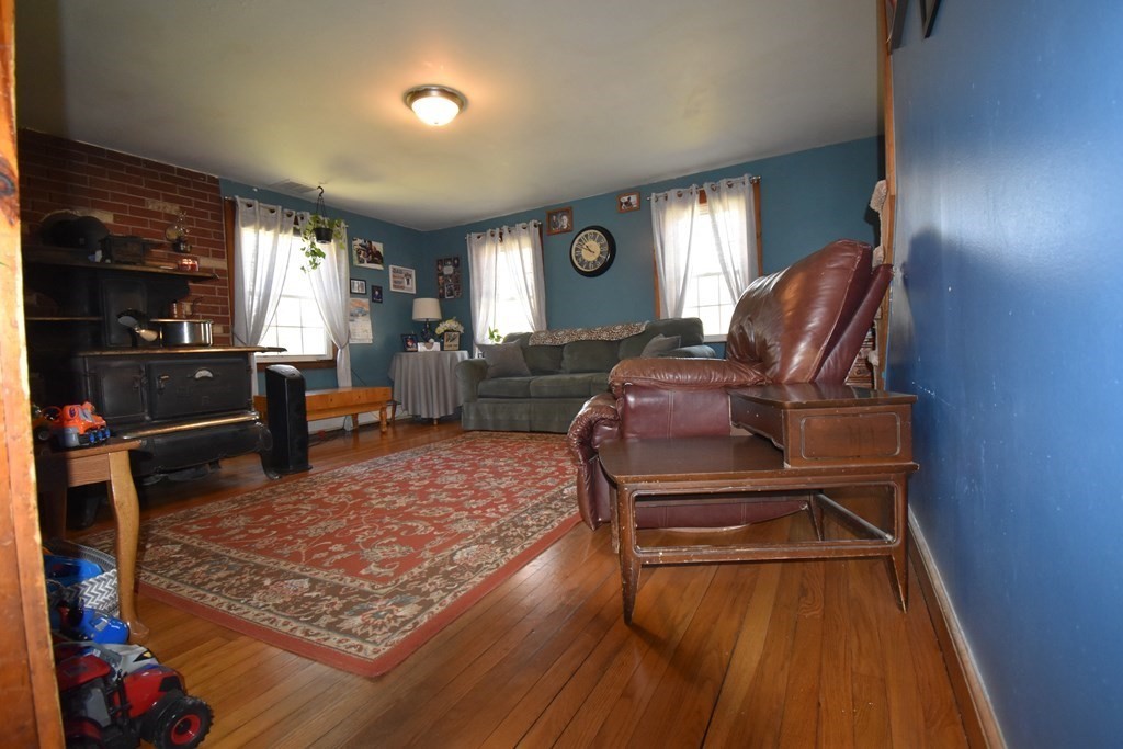7 Hickory Road Halifax, MA 02338 - Photo 21 of 33 Gallery Image 21