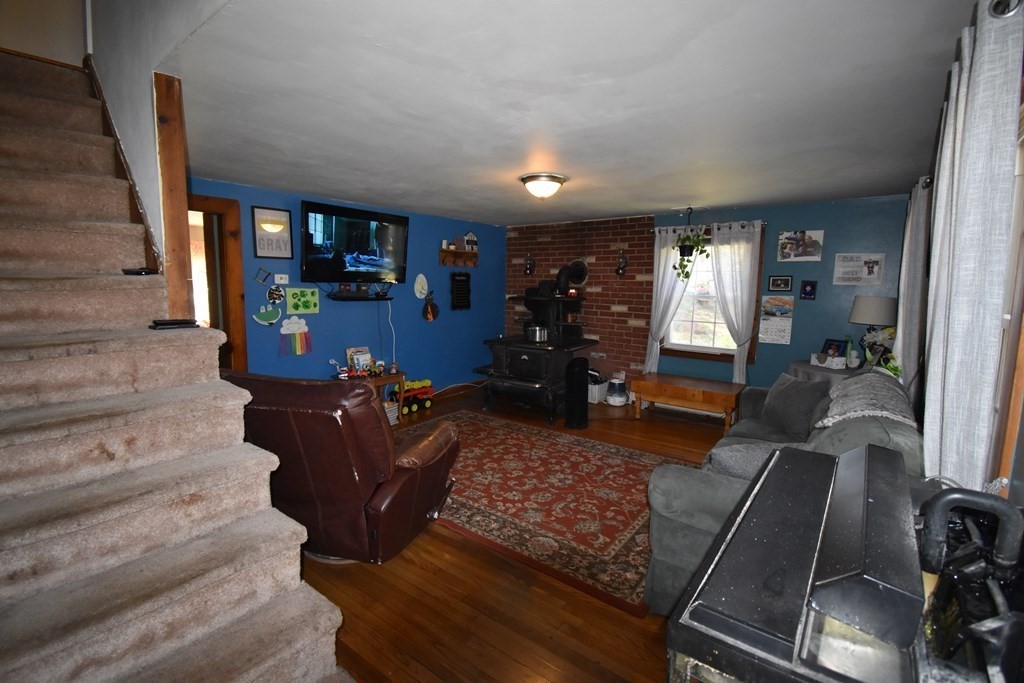 7 Hickory Road Halifax, MA 02338 - Photo 23 of 33 Gallery Image 23