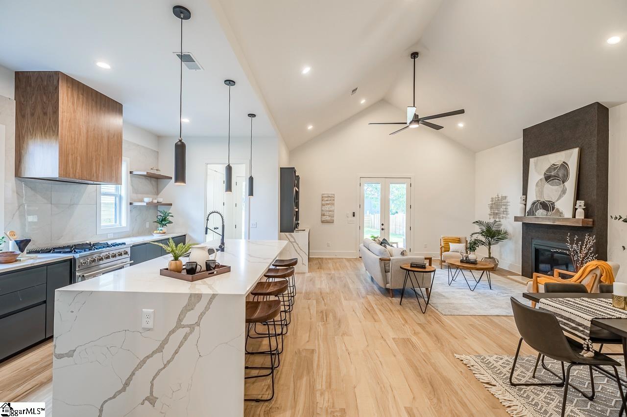 105 David Street Greenville, SC 29609 - Photo 3 of 35