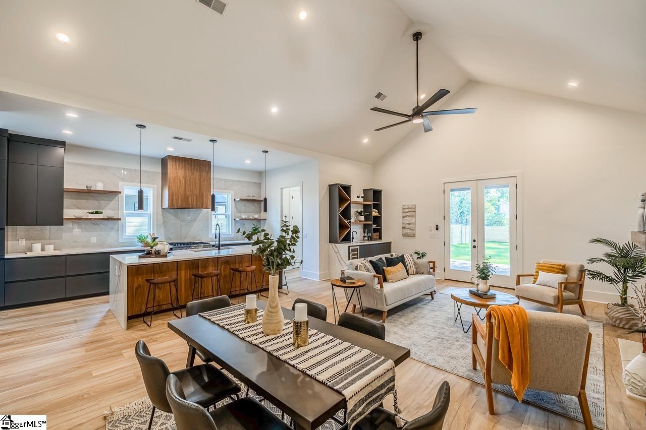 105 David Street Greenville, SC 29609 - Photo 8 of 35