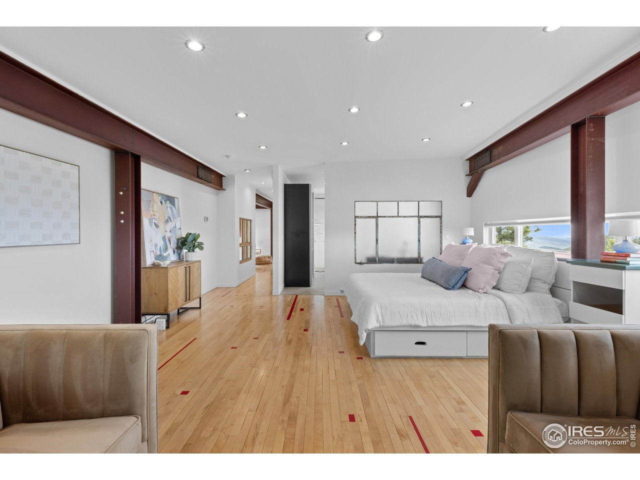 1440 Reed Ranch Road Boulder, CO 80302 - Photo 6 of 40 The primary bedroom with views.