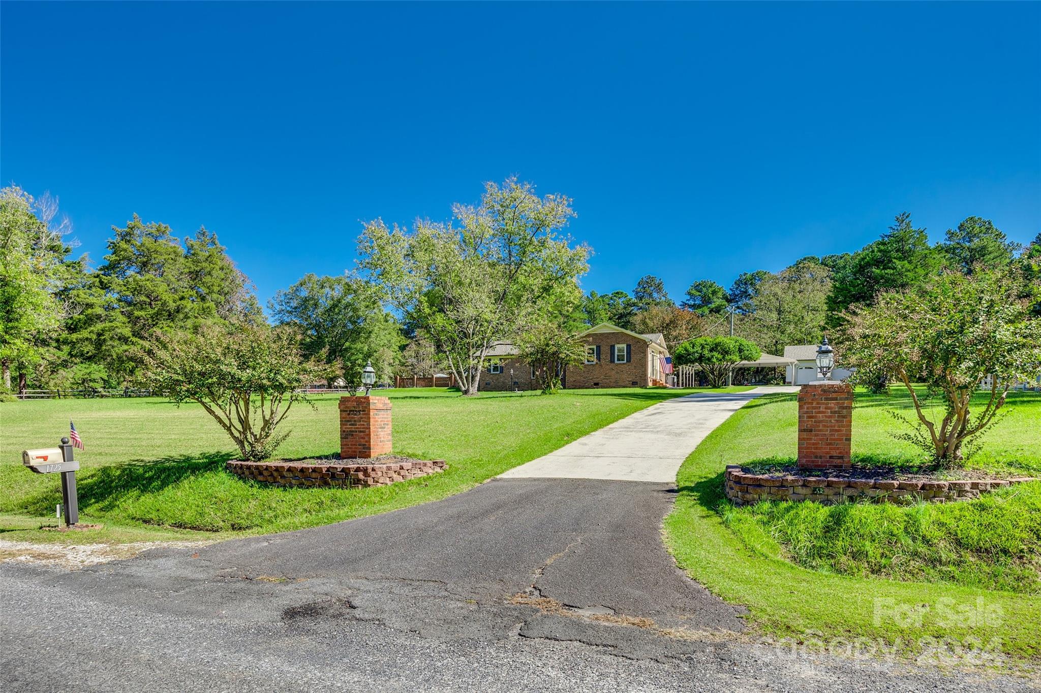 1725 Deer Run Road Catawba, SC 29704 - Photo 35 of 40 Gallery Image 35