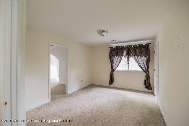 100 Kozloski Road Freehold, NJ 07728 - Photo 12 of 23 HJB_1331-4544567