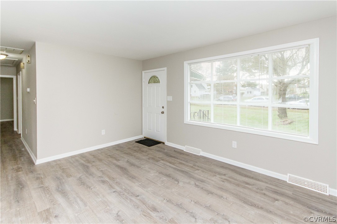 4200 Woodstock Road Disputanta, VA 23842 - Photo 3 of 27 Gallery Image 3