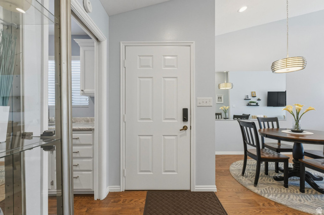 230 South 300 East, Unit 2 St. George, UT 84770 - Photo 4 of 30