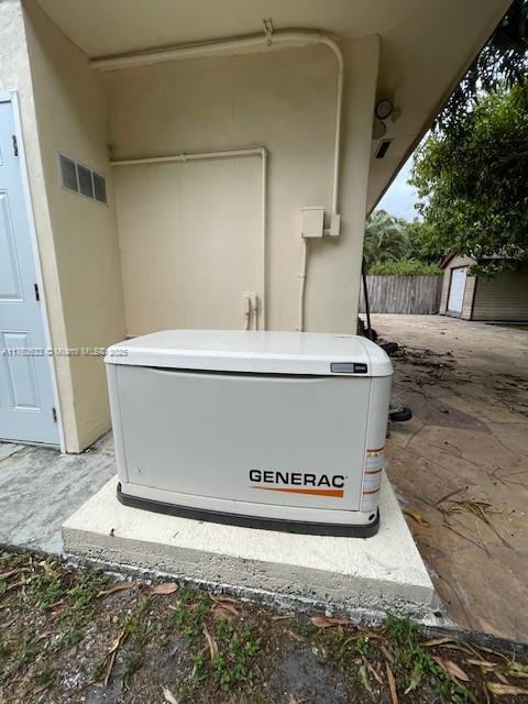 261 East 37th Street Hialeah, FL 33013 - Photo 11 of 13