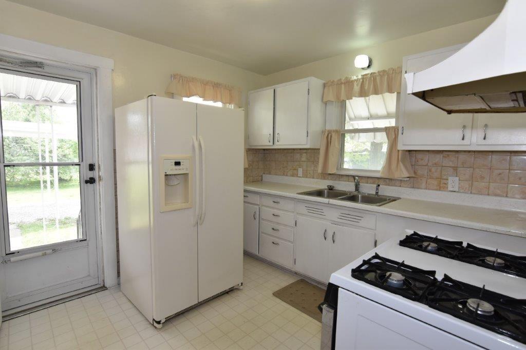 2301 7th Street Columbus, IN 47201 - Photo 11 of 27 Gallery Image 11