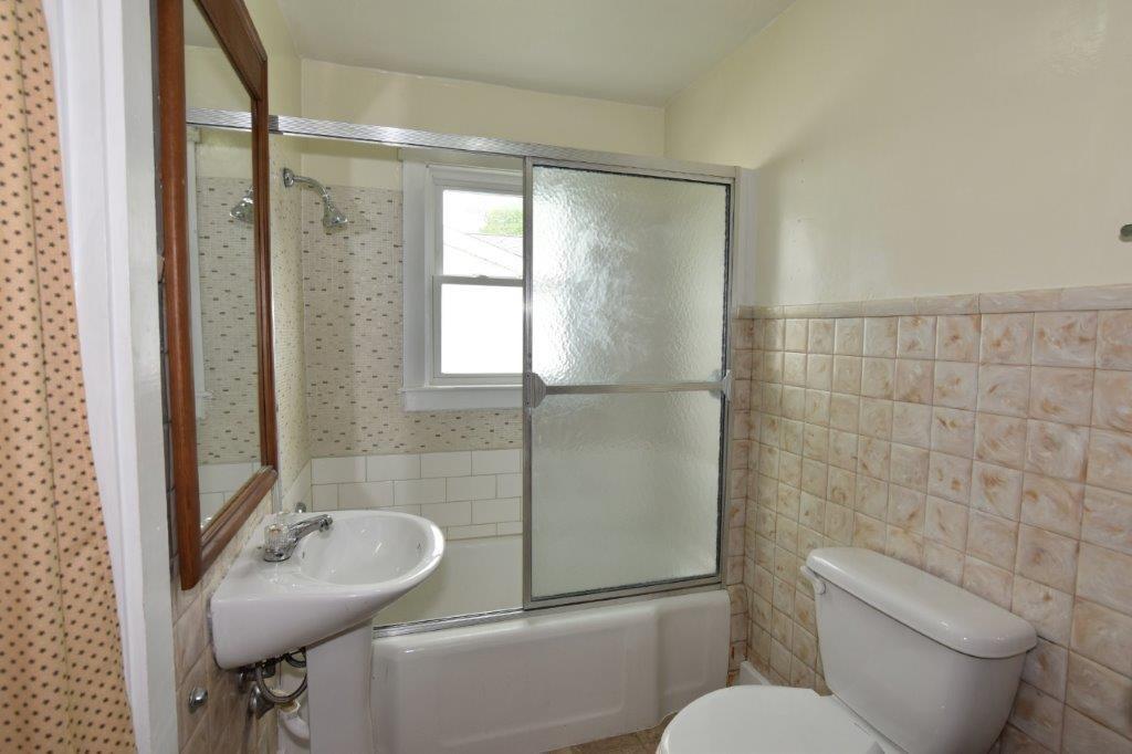 2301 7th Street Columbus, IN 47201 - Photo 17 of 27 Gallery Image 17