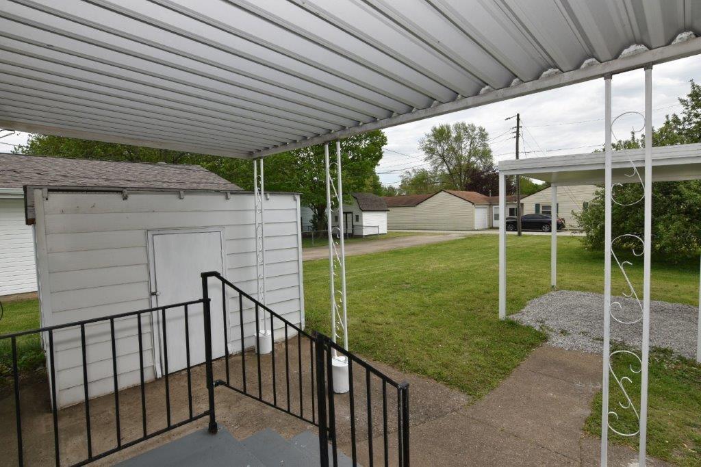 2301 7th Street Columbus, IN 47201 - Photo 18 of 27 Gallery Image 18