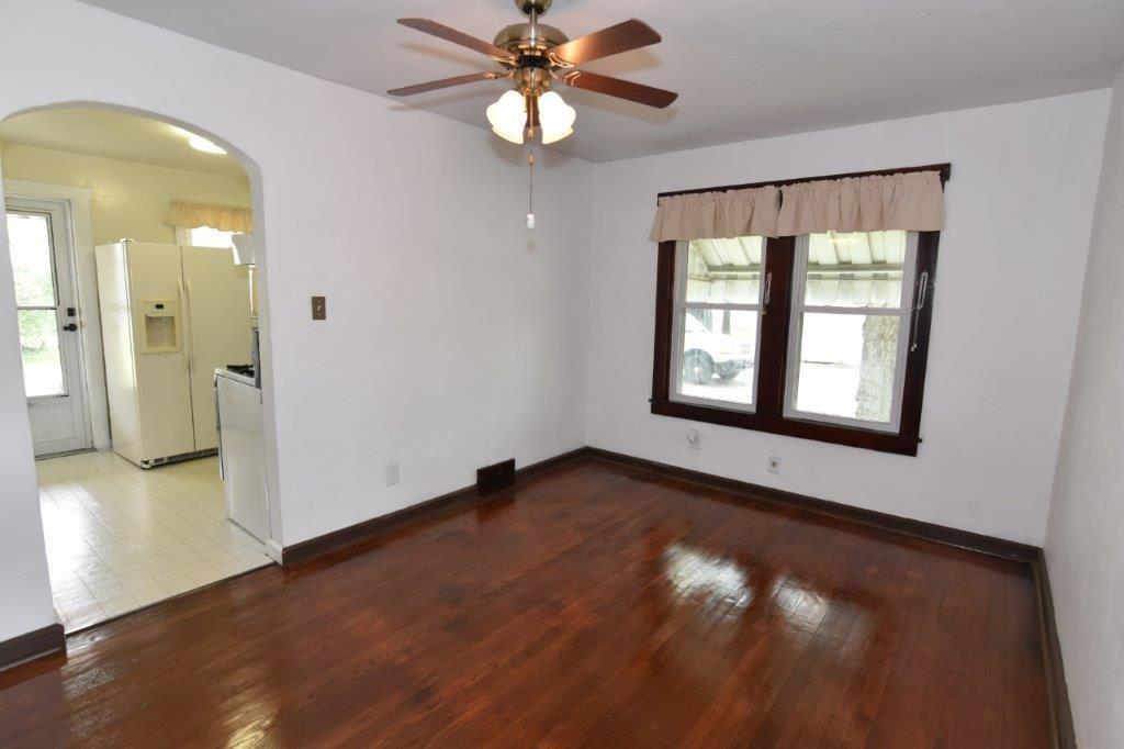 2301 7th Street Columbus, IN 47201 - Photo 9 of 27 Gallery Image 9