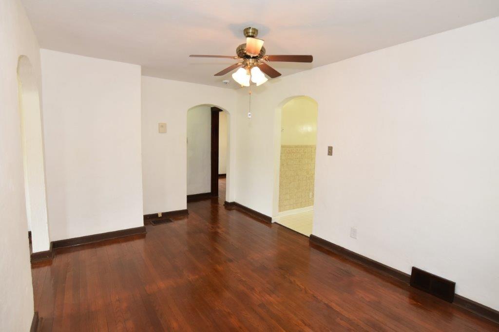 2301 7th Street Columbus, IN 47201 - Photo 10 of 27 Gallery Image 10