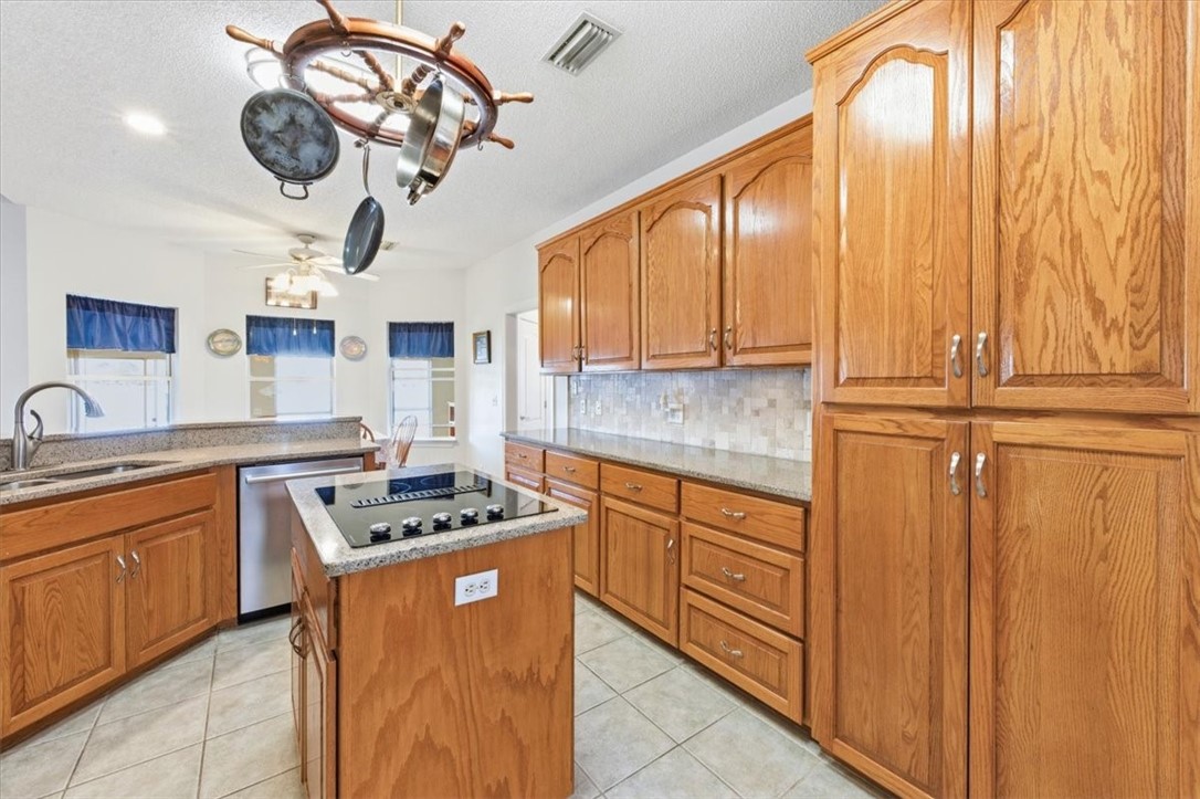 2127 Charing Cross, Unit CROSS Brunswick, GA 31525 - Photo 14 of 54